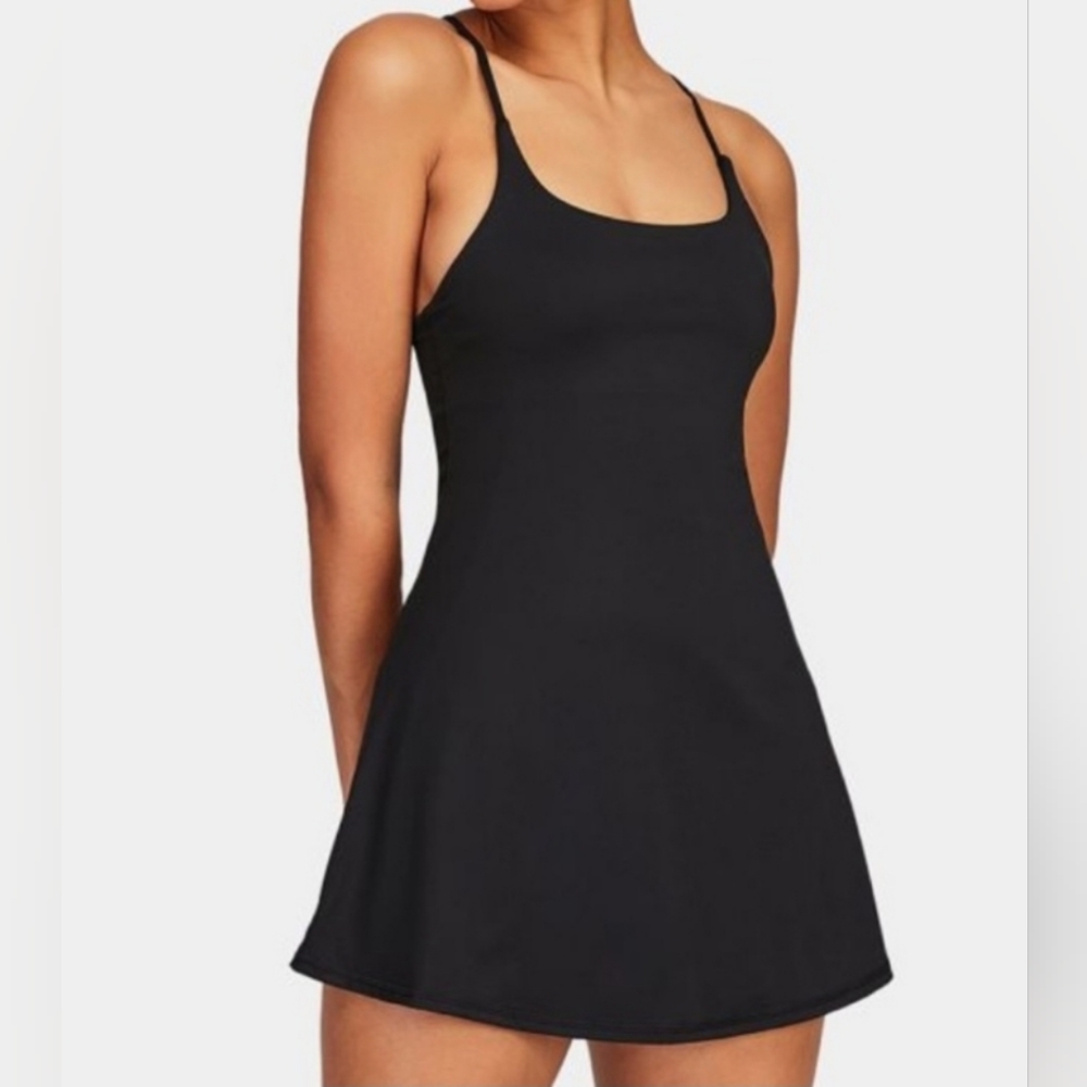 NWOT Halara Everyday Cloud Fabric 2-in-1 Flare Workout Dress with Shorts